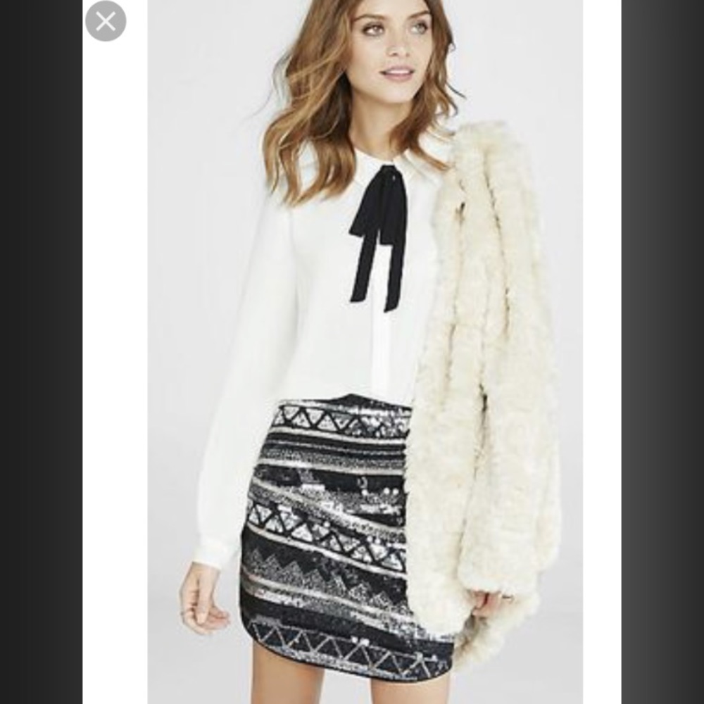 NWOT Express Black & White Sequins miniskirt